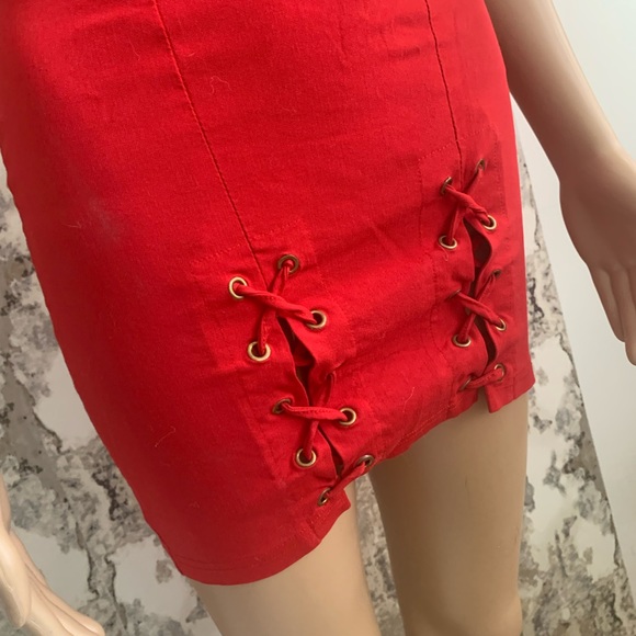 SET OF 3 RED DRESSES ! - Picture 7 of 12